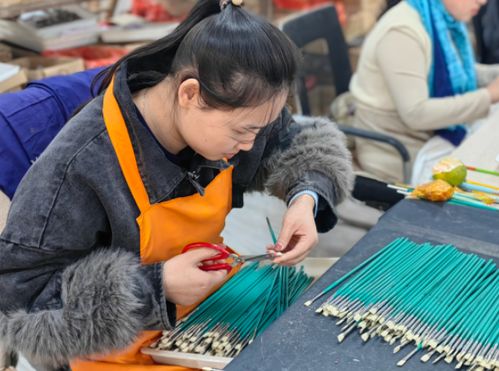 建行南昌分行金融“輸血”，助力當(dāng)?shù)厝沼秒s品銷(xiāo)售特色產(chǎn)業(yè)蓬勃發(fā)展